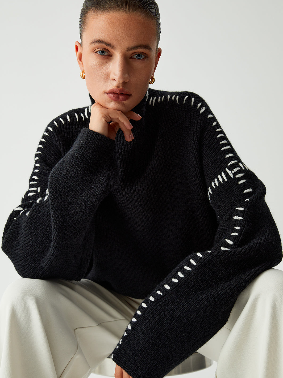 Martyna – Oversized bluzka z eleganckim kołnierzem