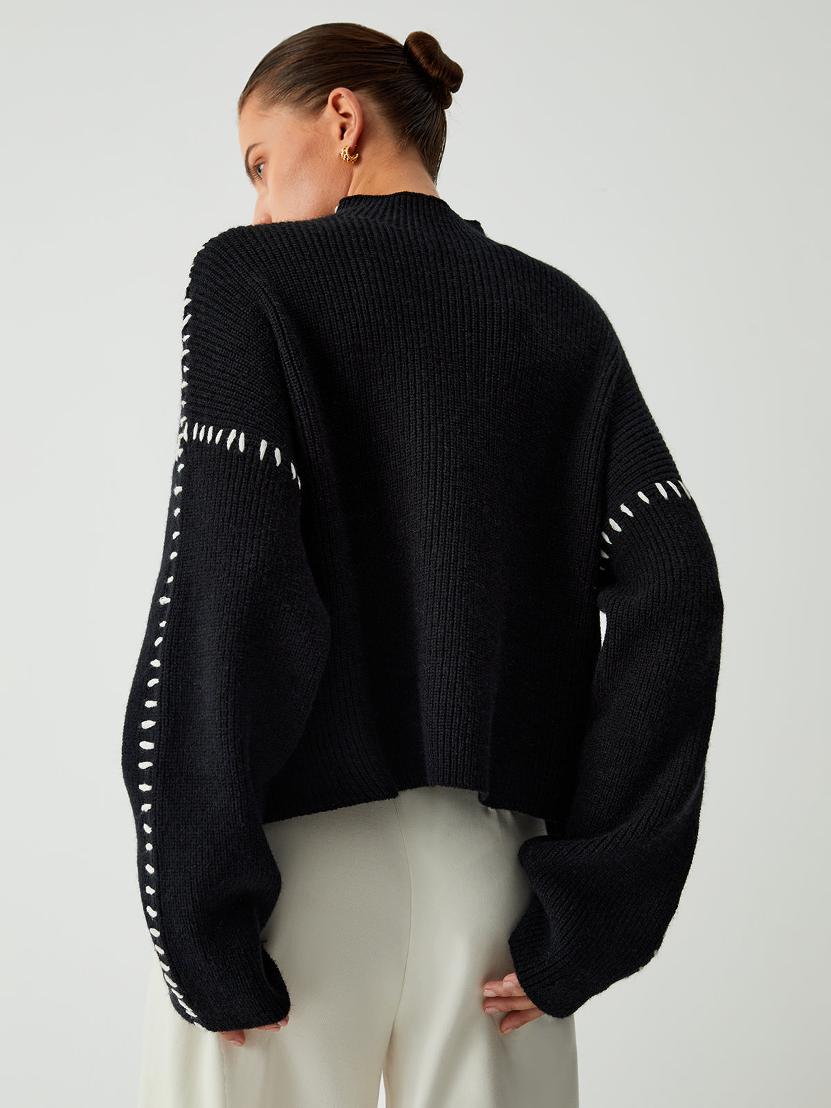 Martyna – Oversized bluzka z eleganckim kołnierzem